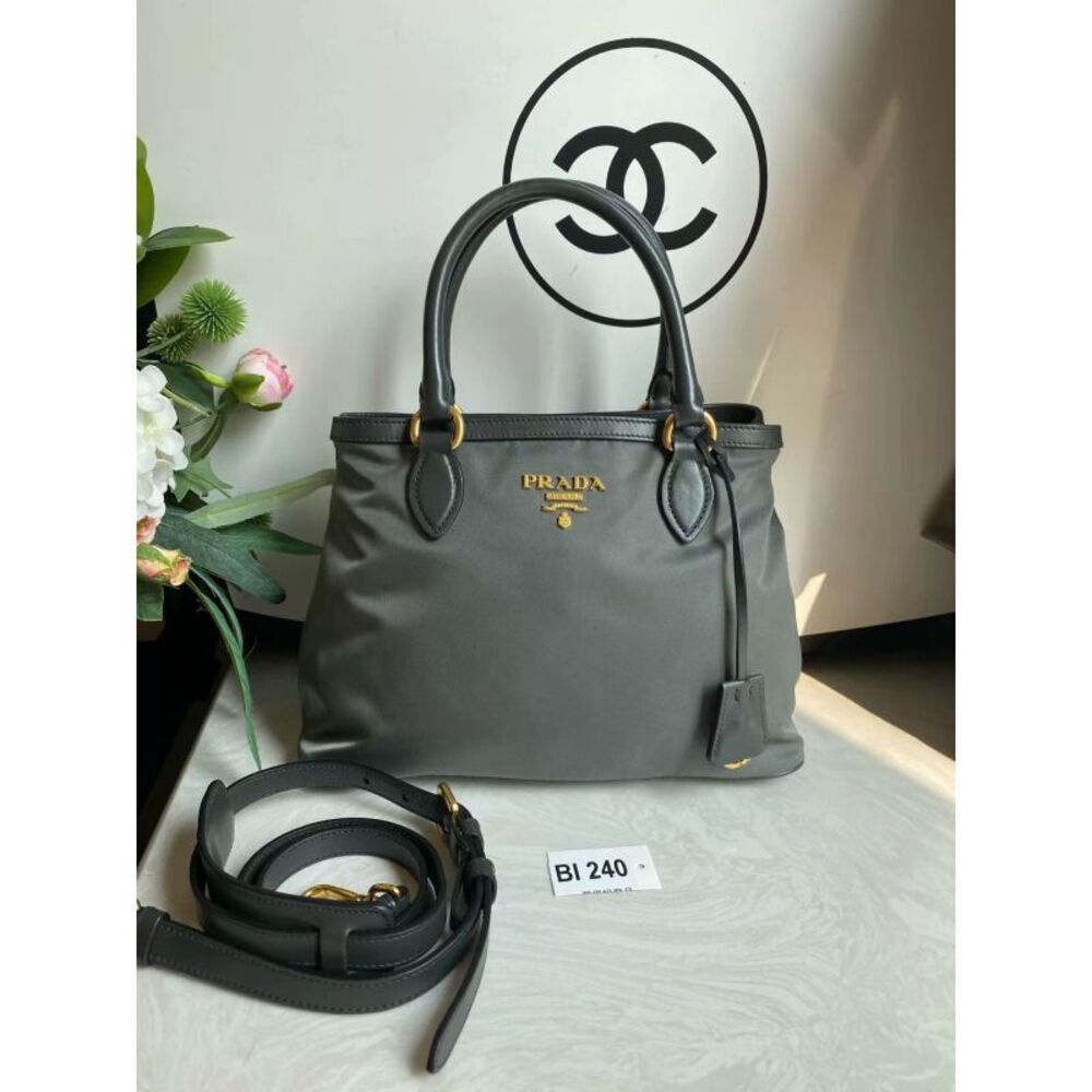 Prada Women Pre-Loved Bag Very Good Condition